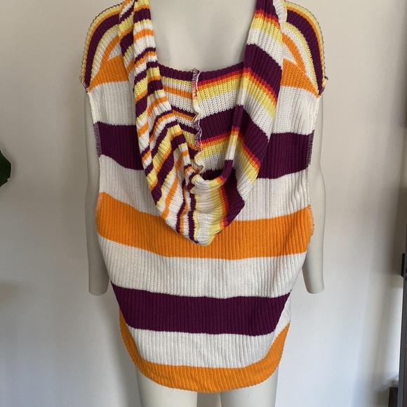 Urban Outfitters BDG Reid Hooded Sweater Vest - Picture 7 of 8